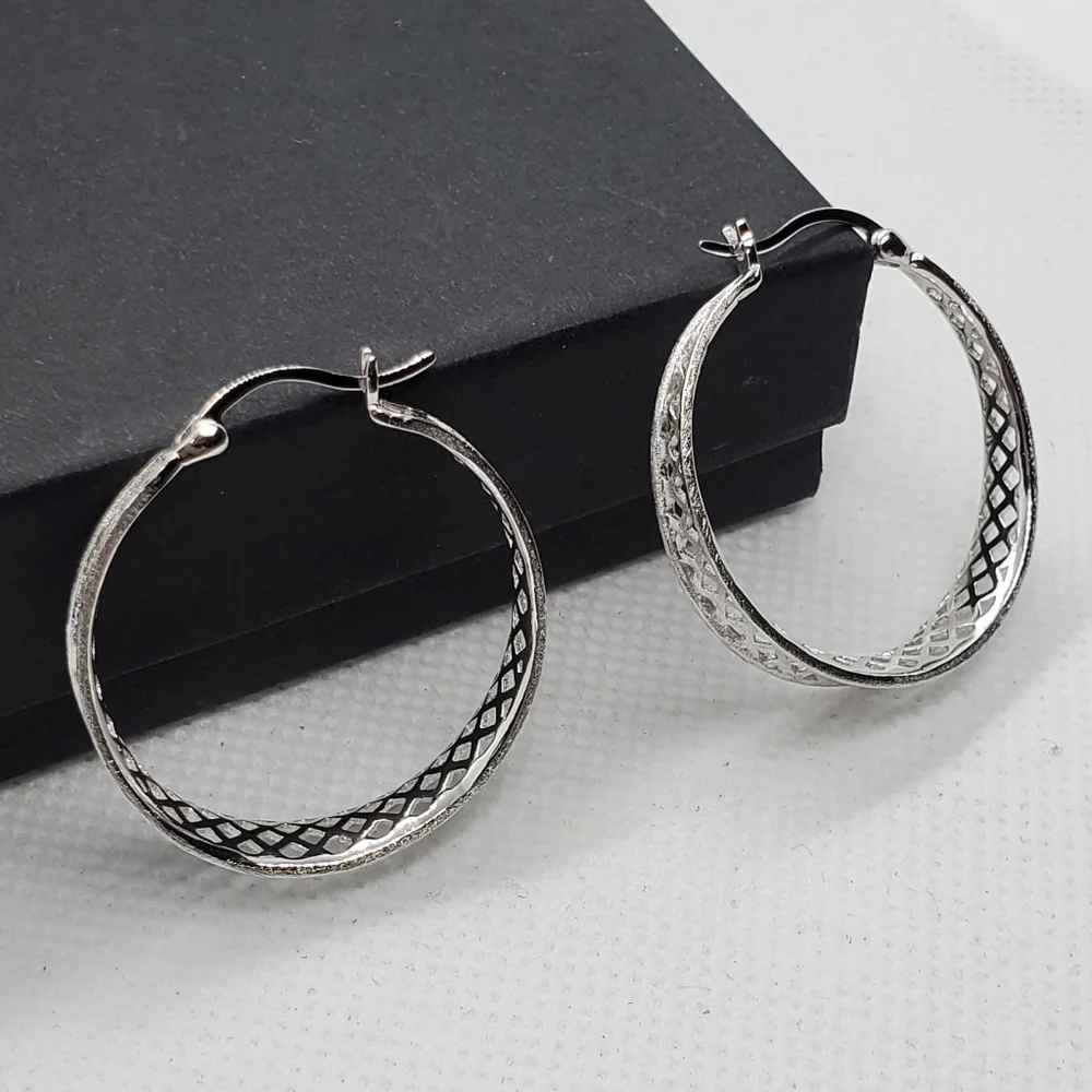 Sterling Silver 925 Rhodium Plated Diamond Cut Snap-On Hoop Earring